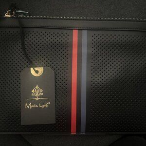 NWT MODA LUXE Frenchie Clutch